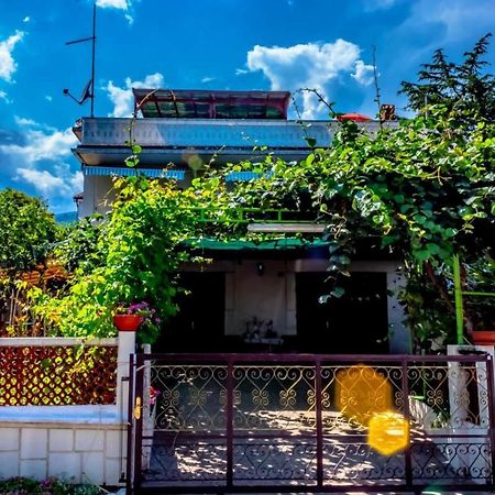 Apartment Gea Icici Luaran gambar