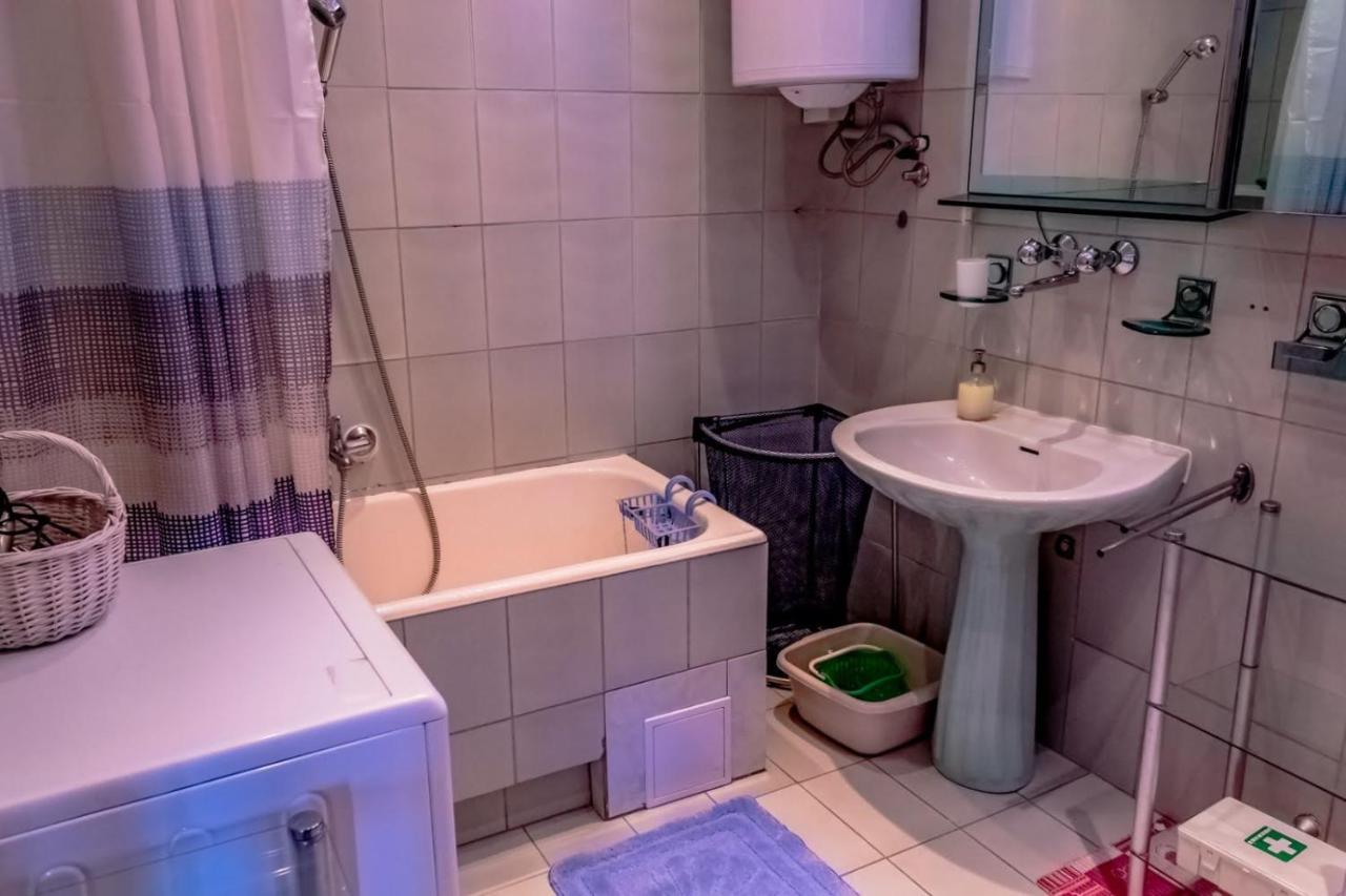 Apartment Gea Icici Luaran gambar