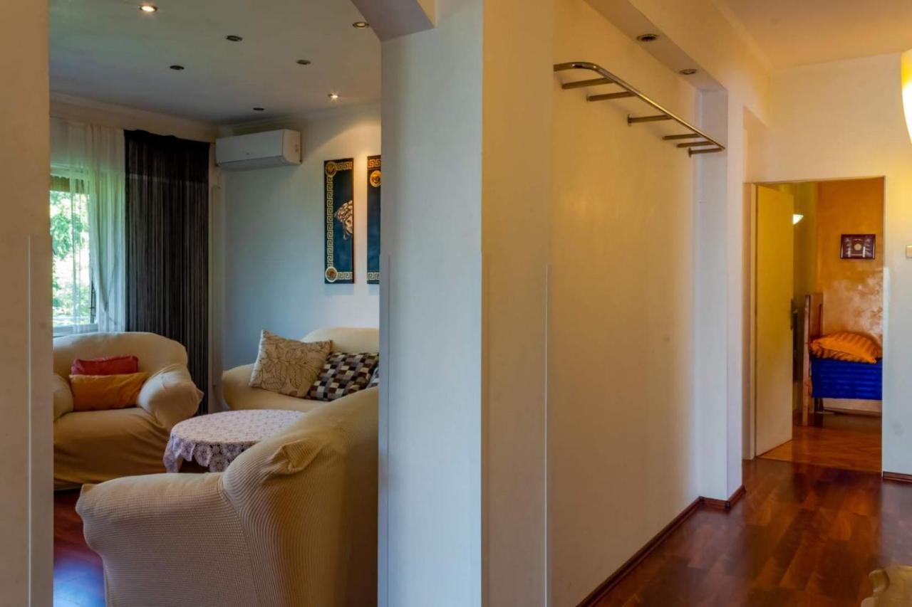 Apartment Gea Icici Luaran gambar