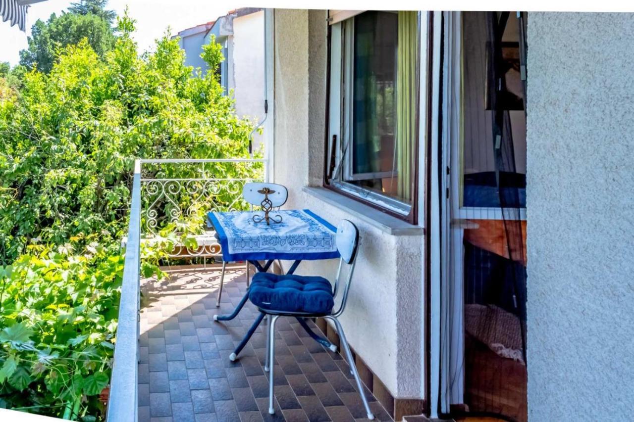 Apartment Gea Icici Luaran gambar
