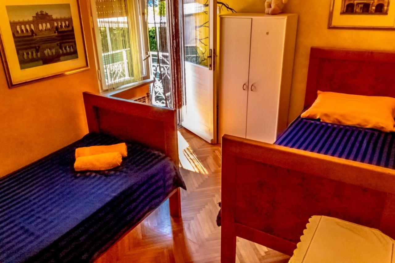 Apartment Gea Icici Luaran gambar