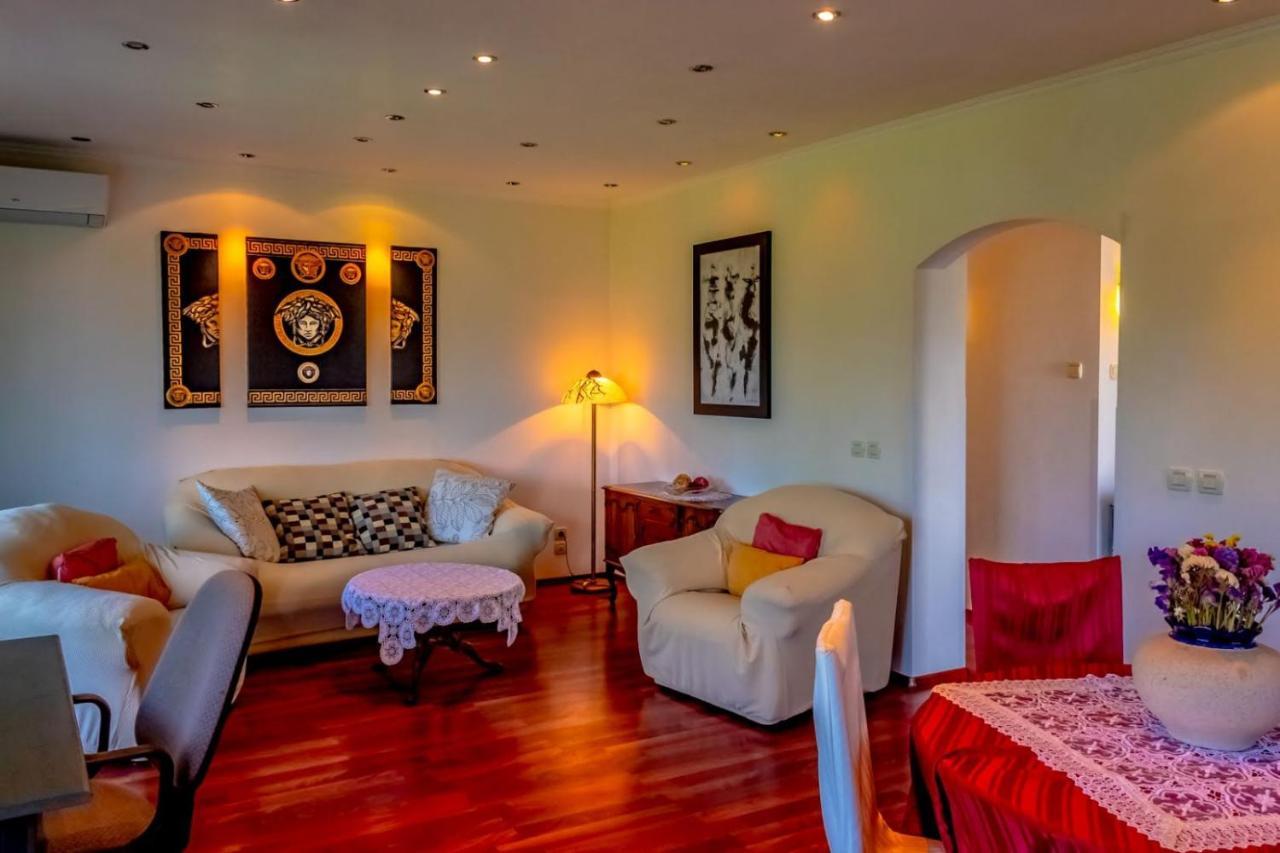 Apartment Gea Icici Luaran gambar